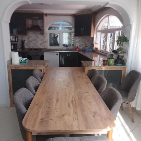 Willa Art Boutique Lodging *